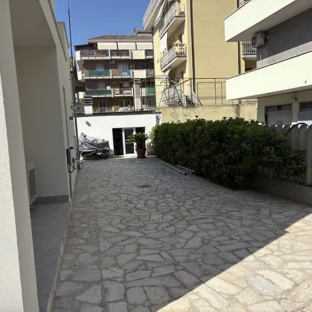 Tra Cielo E Mare